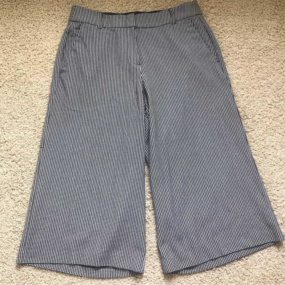 Lane Bryant Wide Leg Crop Pants sz 16 black and white check houndstooth pattern